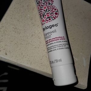 Briogeo Farewell Frizz Hair Protectant Crème